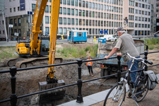 910601 Afbeelding van de werkzaamheden ten behoeve van het opnieuw aanleggen van de Stadsbuitengracht te Utrecht op de ...